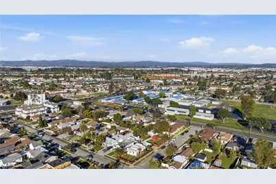 12139 Lindale, Norwalk, CA 90650 - Photo 36