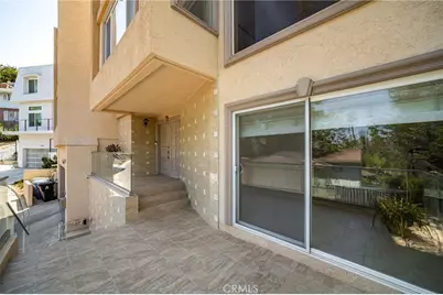 3751 Prestwick, Los Angeles, CA 90027 - Photo 6