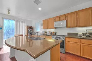 11140 Bridgepoint Ct, Riverside, CA 92505 - Photo 24