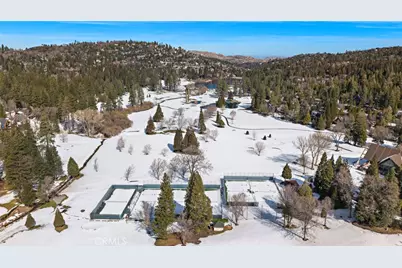 180 Grass Valley #20, Lake Arrowhead, CA 92352 - Photo 52