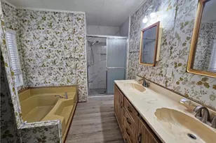 14055 Lake View Dr, La Mirada, CA 90638 - Photo 18