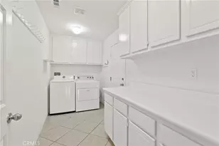 17384 Blue Ridge Ct, Riverside, CA 92503 - Photo 8