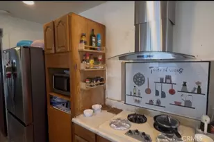 2208 Maple St, Santa Ana, CA 92707 - Photo 4