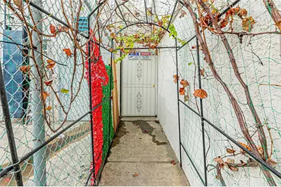 1756 Pacific, Long Beach, CA 90813 - Photo 26