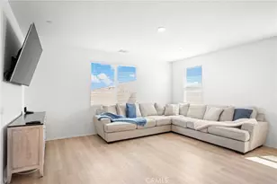 11952 Olivine Rd, Victorville, CA 92392 - Photo 2
