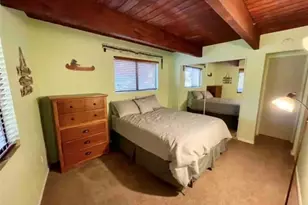 31651 Wagon Wheel, Running Springs, CA 92382 - Photo 16