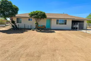 58207 Campanula St, Yucca Valley, CA 92284 - Photo 2