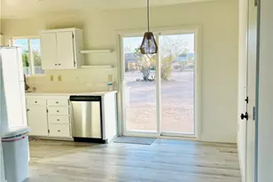 58207 Campanula St, Yucca Valley, CA 92284 - Photo 8