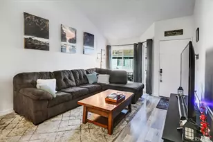 883 W 34th St, Long Beach, CA 90806 - Photo 30