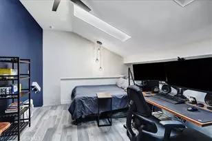 883 W 34th St, Long Beach, CA 90806 - Photo 18