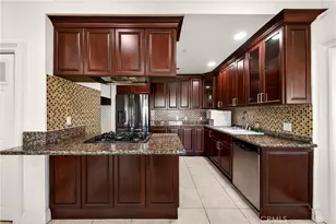 1043 S Kenmore, Los Angeles, CA 90006 - Photo 16