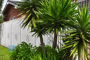 1945 W Vernon, Los Angeles, CA 90062 - Photo 4