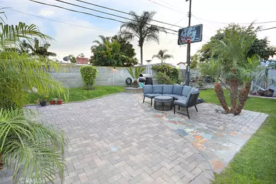 9802 Chanticleer, Anaheim, CA 92804 - Photo 30