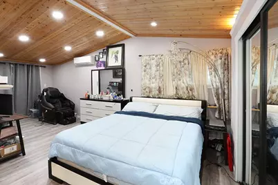 9802 Chanticleer, Anaheim, CA 92804 - Photo 22