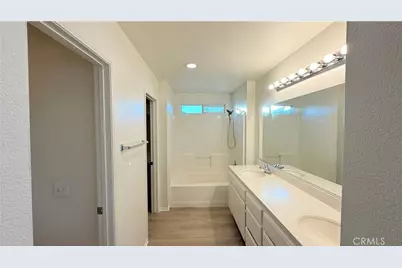 15664 Kadota, Victorville, CA 92395 - Photo 24