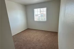 15664 Kadota, Victorville, CA 92395 - Photo 24