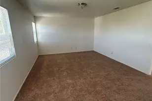 15664 Kadota, Victorville, CA 92395 - Photo 12