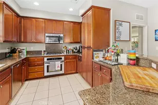 814 Pyramid Ct, Corona, CA 92880 - Photo 12