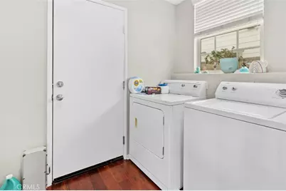 814 Pyramid Court, Corona, CA 92880 - Photo 18