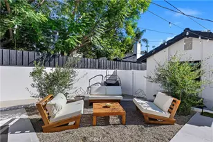 22269 Avenue San Luis, Woodland Hills, CA 91364 - Photo 46