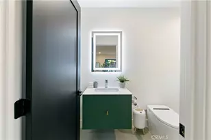 22269 Avenue San Luis, Woodland Hills, CA 91364 - Photo 34