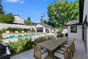 22269 Avenue San Luis, Woodland Hills, CA 91364 - Photo 40