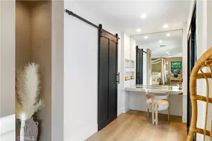 22269 Avenue San Luis, Woodland Hills, CA 91364 - Photo 28