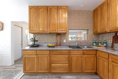 6119 Blackthorne Avenue, Lakewood, CA 90712 - Photo 14