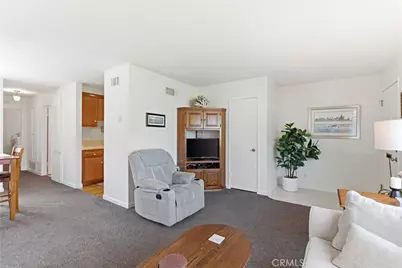 8145 Ridgefield, Huntington Beach, CA 92646 - Photo 10