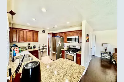 11308 Sherwood Court, Fontana, CA 92337 - Photo 8