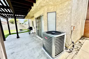 11308 Sherwood Ct, Fontana, CA 92337 - Photo 14