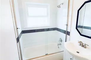 325 325 W 3rd, Long Beach, CA 90802 - Photo 14