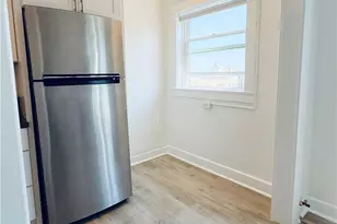 325 325 W 3rd, Long Beach, CA 90802 - Photo 10