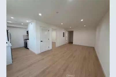 415 N La Fayette Park, Los Angeles, CA 90026 - Photo 16