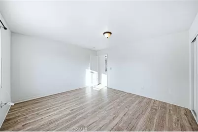 10929 Compton Avenue, Los Angeles, CA 90059 - Photo 12