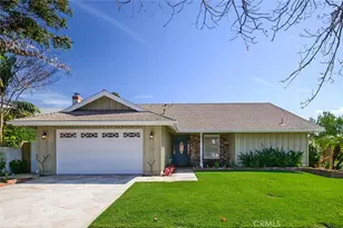 11348 Barbi Ln, Los Alamitos, CA 90720 - Photo 2