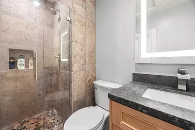 634 East Adams Avenue, Orange, CA 92867 - Photo 52