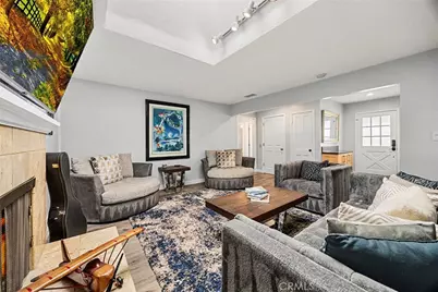 634 East Adams Avenue, Orange, CA 92867 - Photo 16