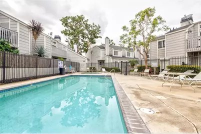 2410 W Orangethorpe #6, Fullerton, CA 92833 - Photo 36