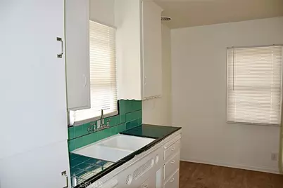 1945 W Vernon, Los Angeles, CA 90062 - Photo 14