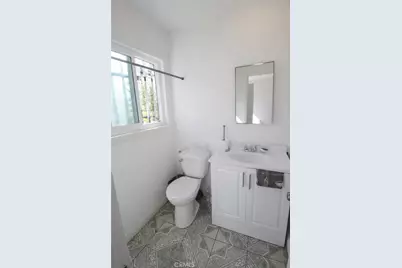 1001 E Grant Street, Santa Ana, CA 92701 - Photo 8