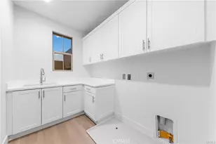 118 Sunnybank, Irvine, CA 92618 - Photo 44