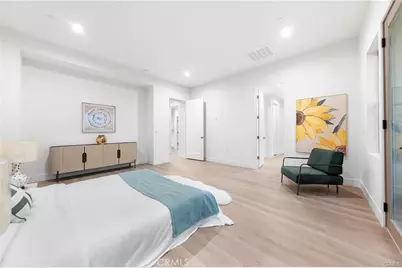 118 Sunnybank, Irvine, CA 92618 - Photo 32