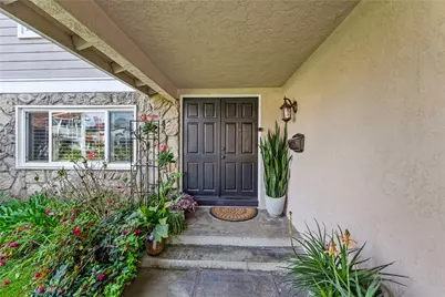 13048 Acoro, Cerritos, CA 90703 - Photo 2