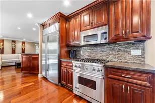 13048 Acoro, Cerritos, CA 90703 - Photo 16