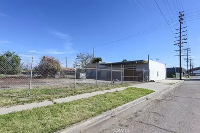 444 Oak Street, San Bernardino, CA 92401 - Photo 6