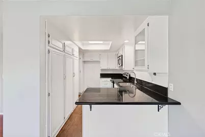 2115 Ohio, Signal Hill, CA 90755 - Photo 18