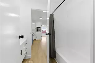 141 E Coronado Ln, Tustin, CA 92780 - Photo 42