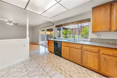 8237 Henshaw, Buena Park, CA 90621 - Photo 12