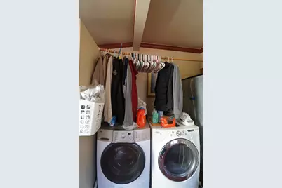 1323 W 41st, Los Angeles, CA 90037 - Photo 18